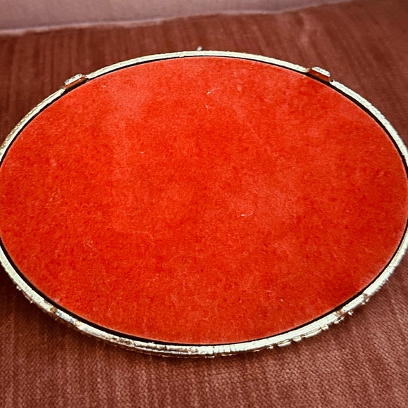 Vintage Lipstick Holder - Picture 3 of 5